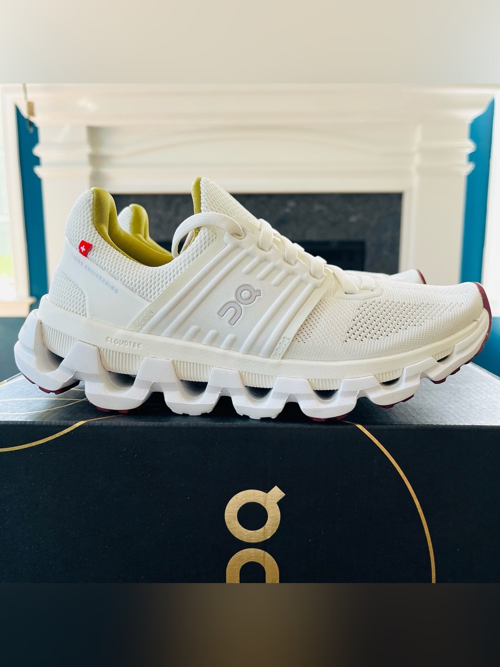 Sz 5 ON CLOUDSWIFT SUMA Limited Edition WOMEN'S RUNNING SHOES SNEAKERS